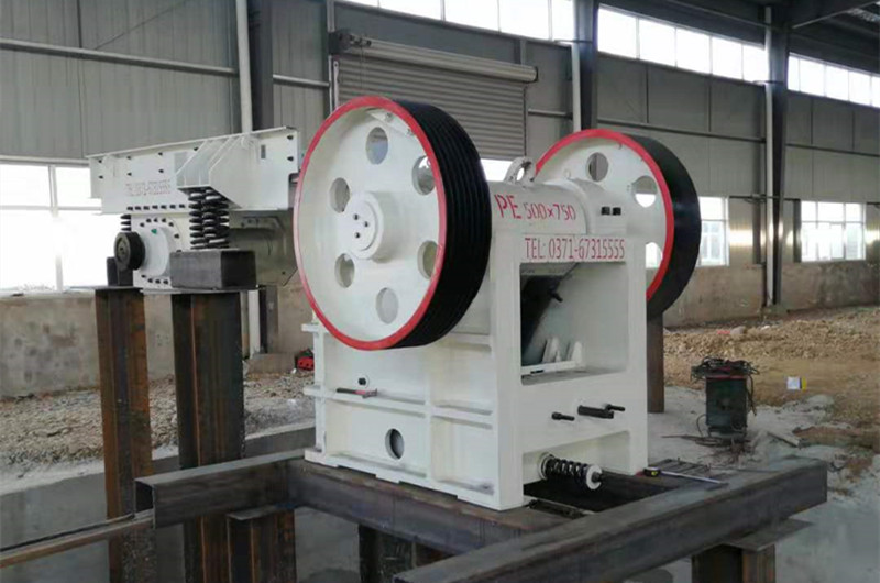 57鄂破機，PE500x750顎式破碎機