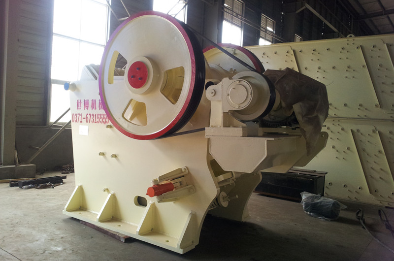 顎式破碎機(jī)，破碎河卵石粗碎機(jī)
