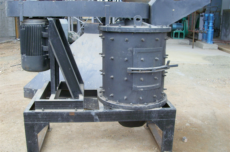 鋼架基礎(chǔ)復(fù)合式破石機(jī)，家庭用小型石頭破碎機(jī)